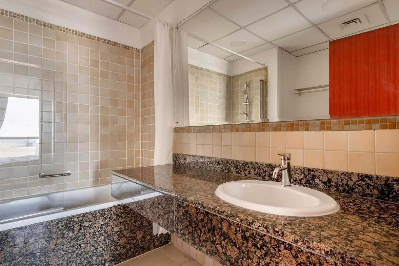 Ferienwohnung Blueground Sadaf 6 Marina View Pool Security Dxb-1428 Dubai Vereinigte Arabische Emirate